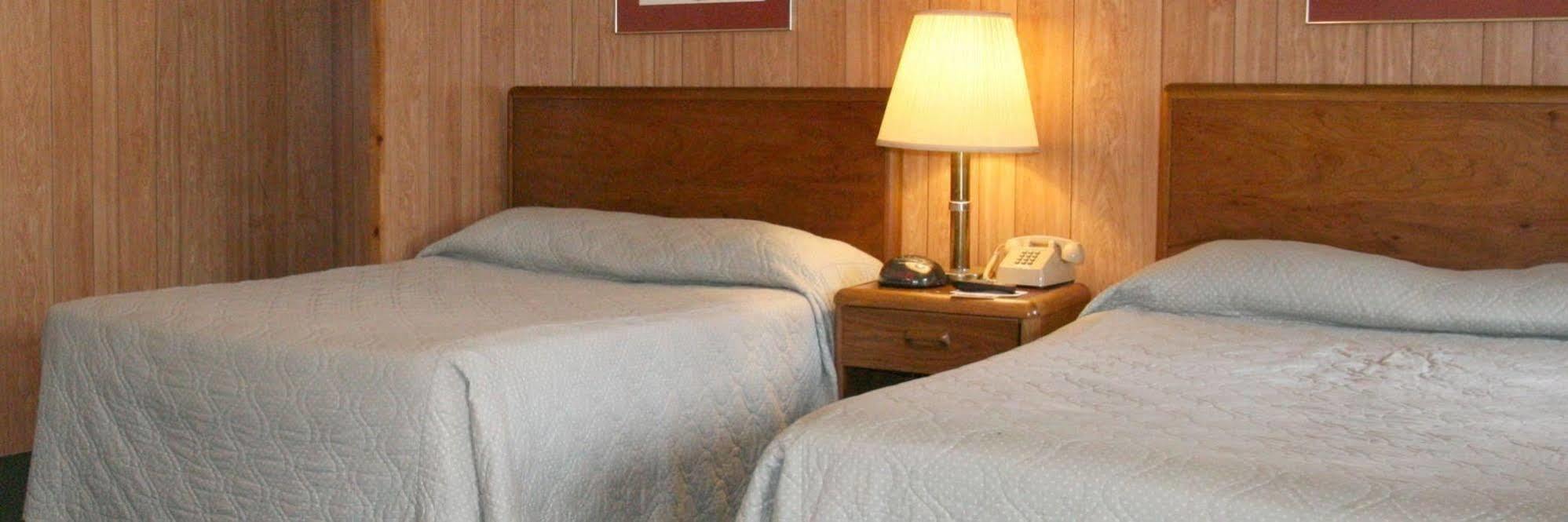 Barberry Court Motel &Cabins Lake George Eksteriør billede